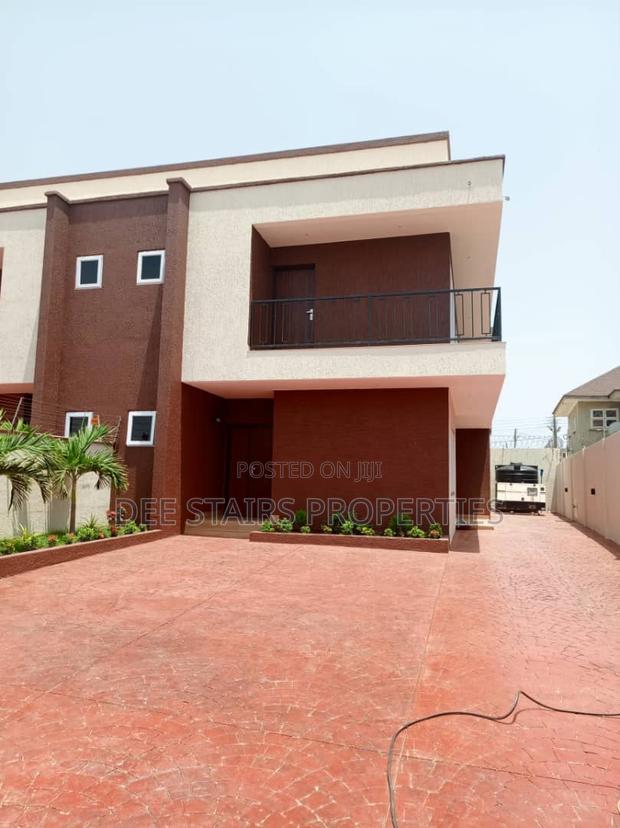 3bdrm House in Teshie Raster for rent · Photo 7