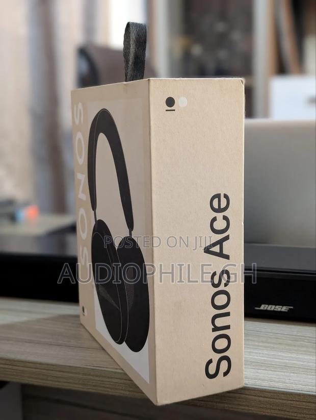 Sonos Ace Wireless Headphones With Noise Cancellation · Photo 3