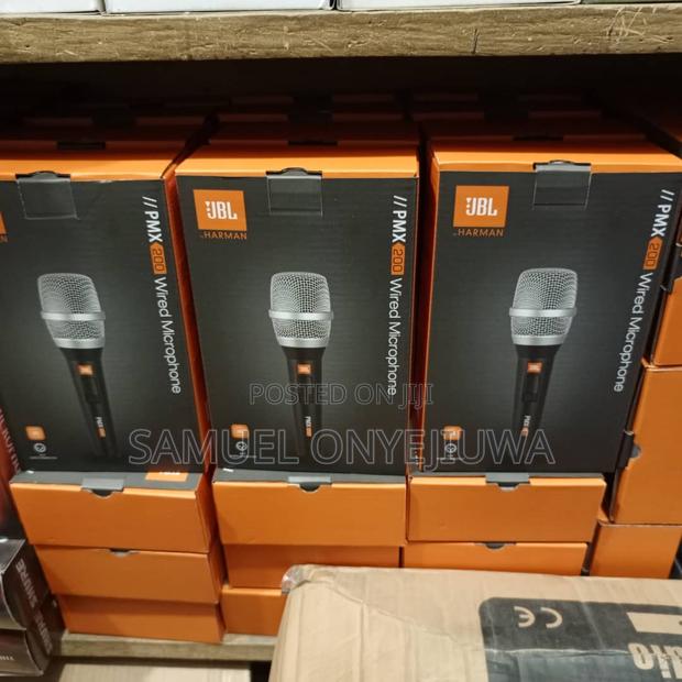 JBL Wired Microphone PMX-200 · Photo 1
