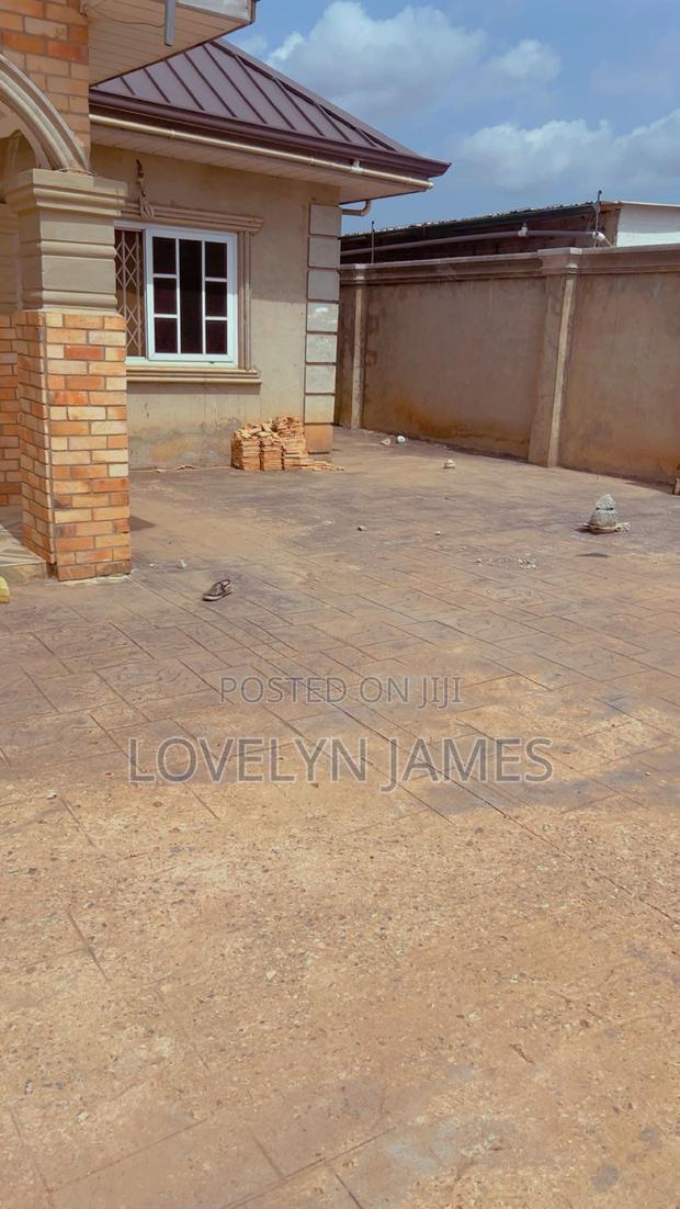 Furnished 4bdrm Bungalow in Adenta New Legon for rent · Photo 2