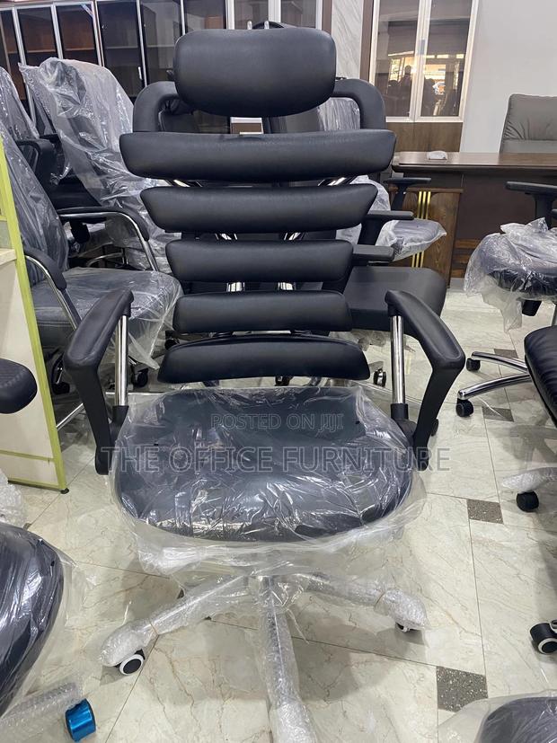 Ergonomic Chair · Photo 1