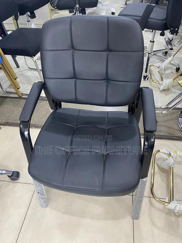 Leather Waiting Chair(Small) · Photo 1
