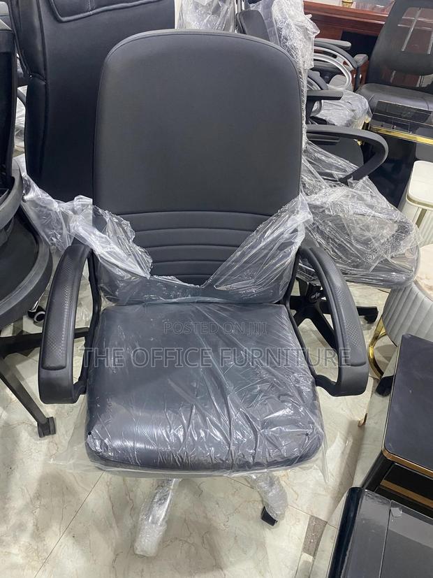 PVC Leather Chair · Photo 1