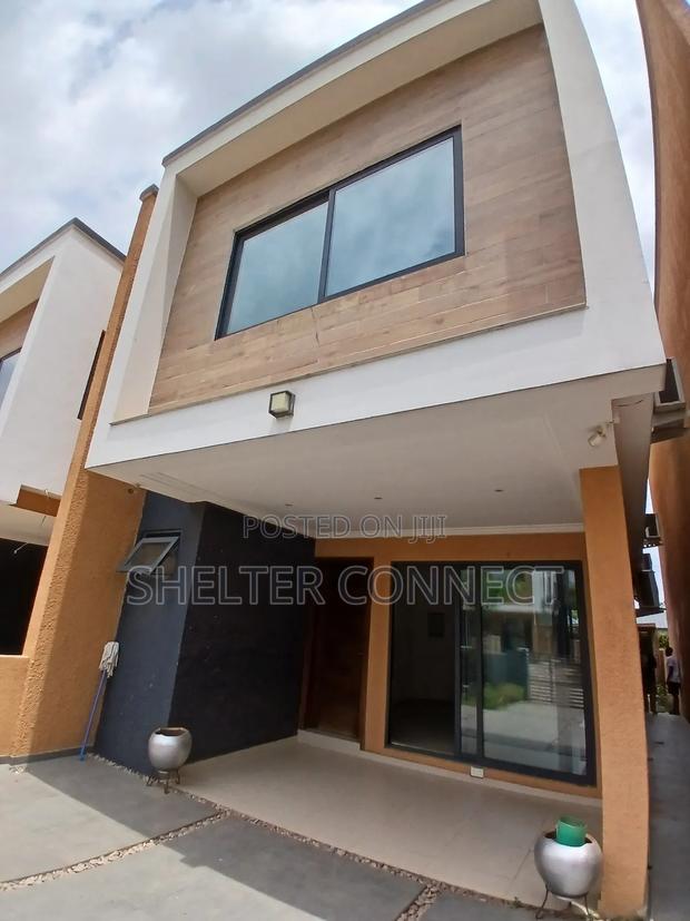 3bdrm Duplex in Ayi Mensah, Oyarifa for rent · Photo 2