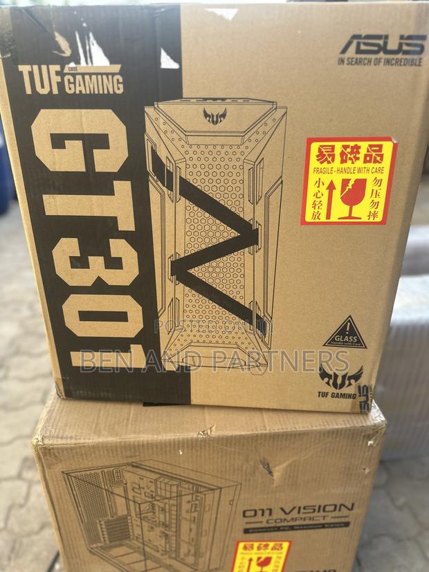 Asus Gt 301 Gaming Case With 4 Fans · Photo 4