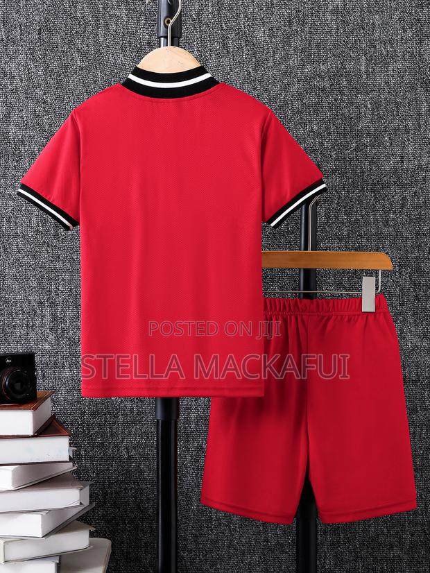 2pcs Set for 6-7yrs and 9-10yrs Only · Photo 2