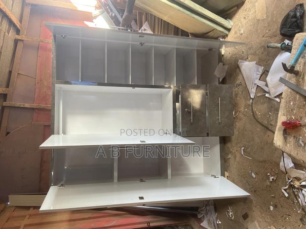 3 in 1 Wardrobe · Photo 2