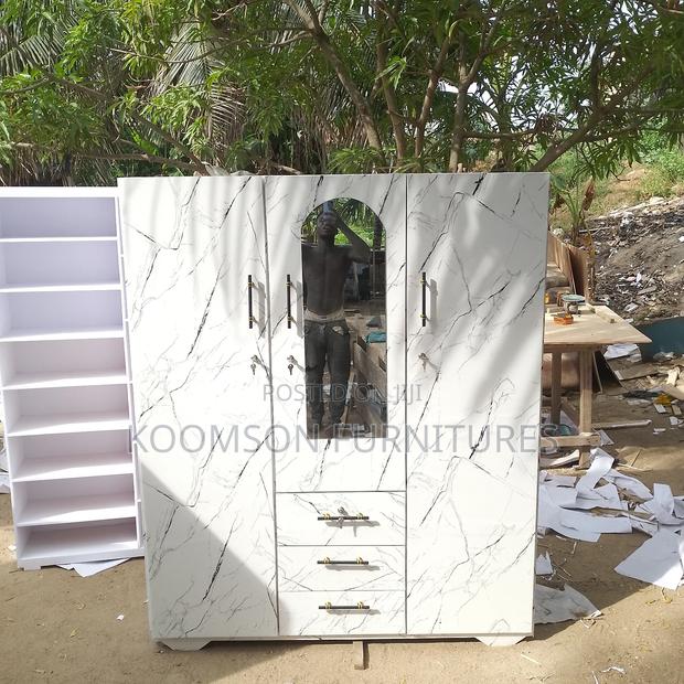 Wardrobe 3in1 (With 3 Drawers) · Photo 1