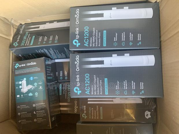 Tp-Link Eap225-Outdoor Ac1200 Indoor/Outdoor Access Point · Photo 1