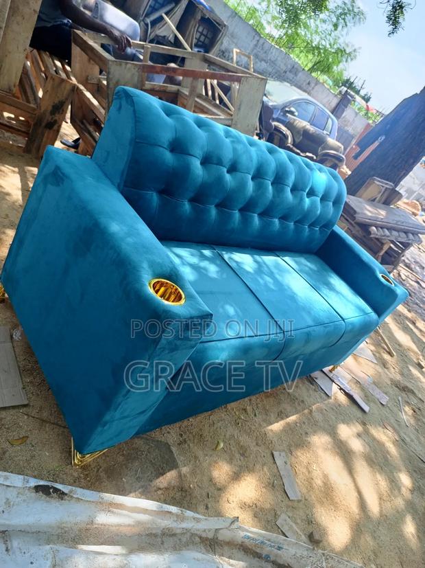 Neat and Quality 3in1 Sofa · Photo 3