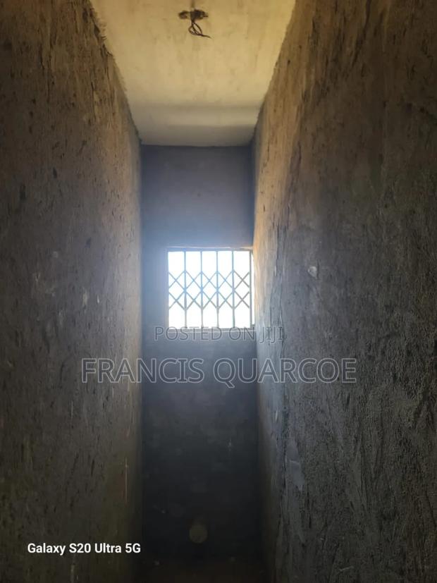 3bdrm Apartment in Francis Quarcoe, Dome for rent · Photo 6