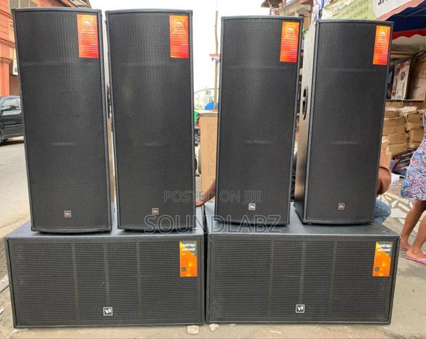 Full Setup of Speakers for Professionals · Photo 2