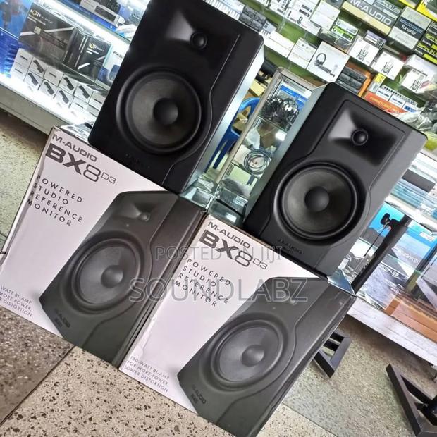 M-Audio Bx8 D3 Powered Studio Reference Monitors Speakers · Photo 1