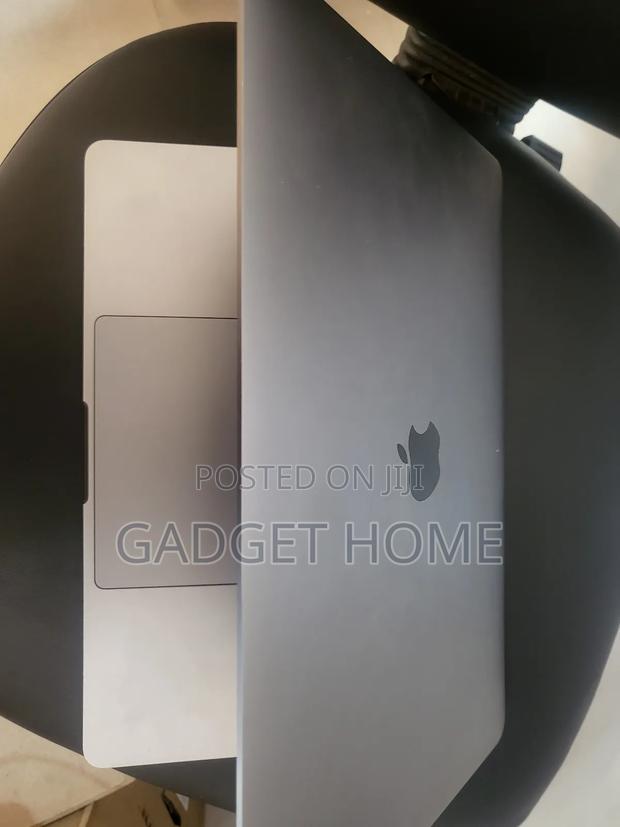 Laptop Apple MacBook Pro 2020 8GB Intel Core i5 SSD 256GB · Photo 5