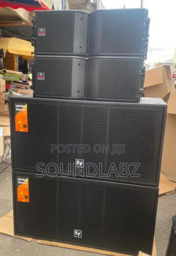 Full Line Array Speaker Set With Amplifier Rack Set · Photo 1