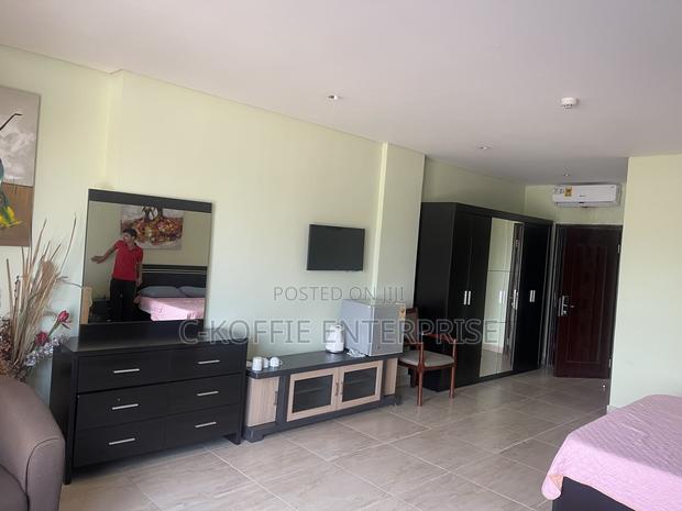 15bedrooms Hotel at North Legon for Rent · Photo 1