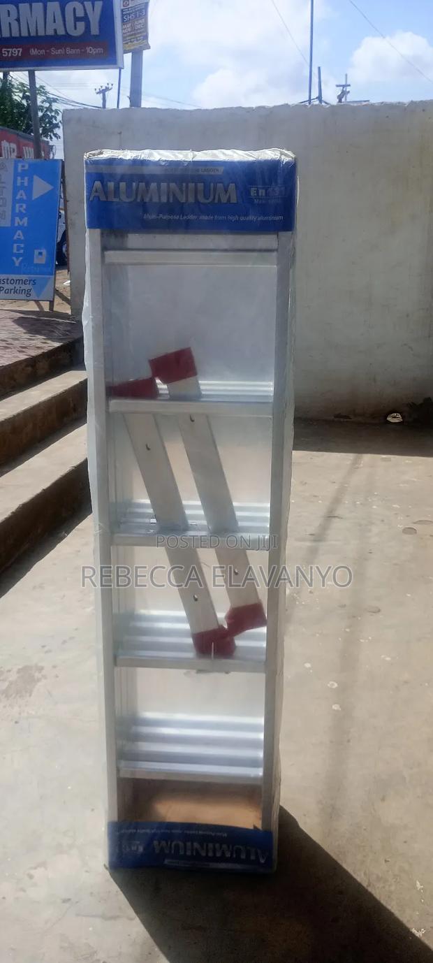 Folding 4*5 Folding Ladder · Photo 1