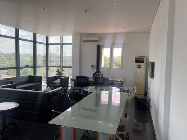 Office Space at Achimota for Rent · Photo 2