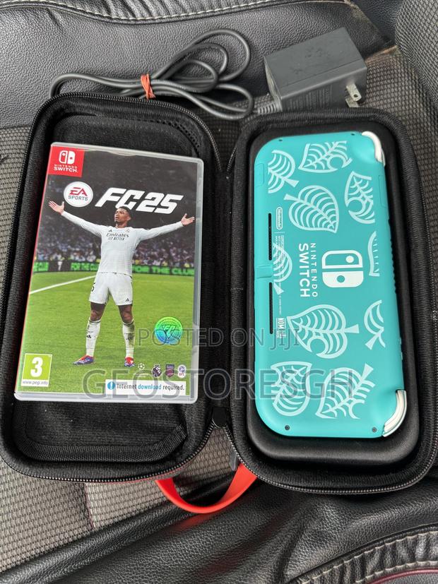 Nintendo Switch Lite With Fc 25 + Free Case · Photo 5