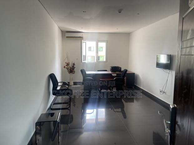 Shop at North Legon for Rent · Photo 6