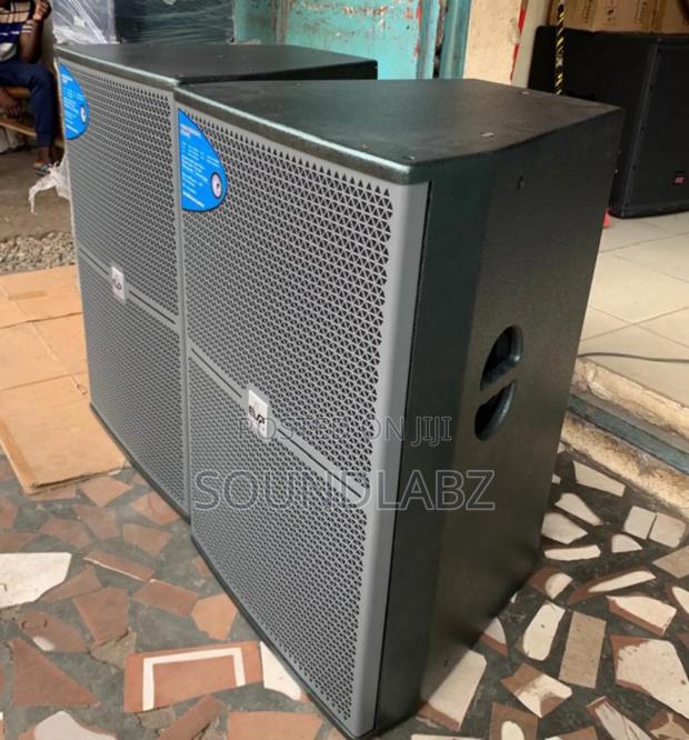 Evp 15-inch Dual Half/Short-range Speaker · Photo 2