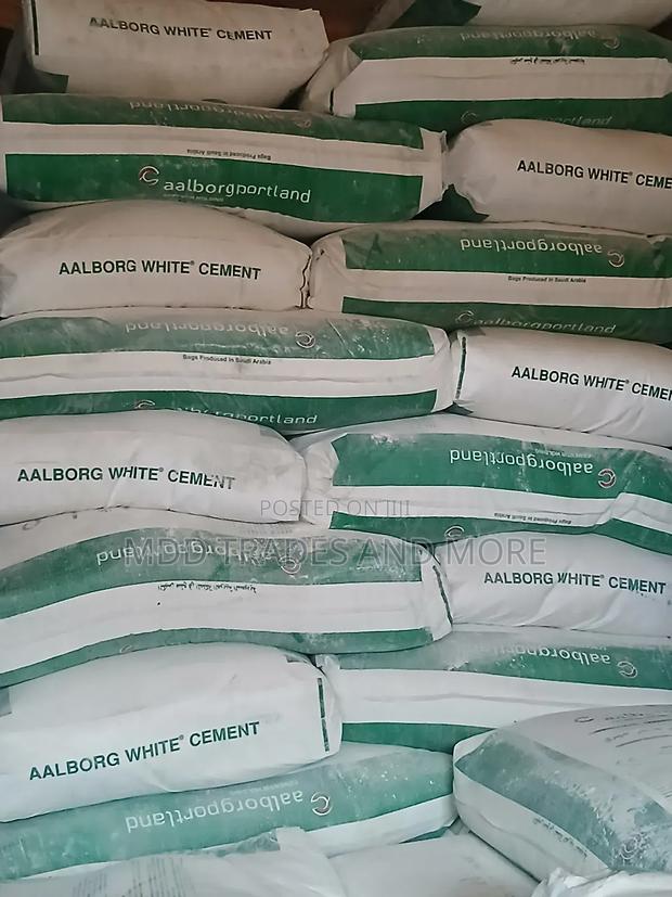 White Cement Original 50kg More Stock · Photo 1