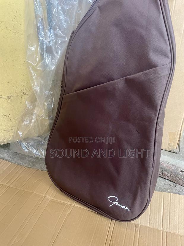 Givson Bass Guitar Bag · Photo 3