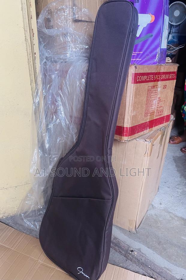 Givson Bass Guitar Bag · Photo 1