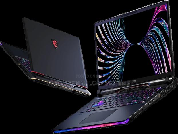New Laptop MSI Raider GE78 32GB Intel Core I9 SSD 1T · Photo 2