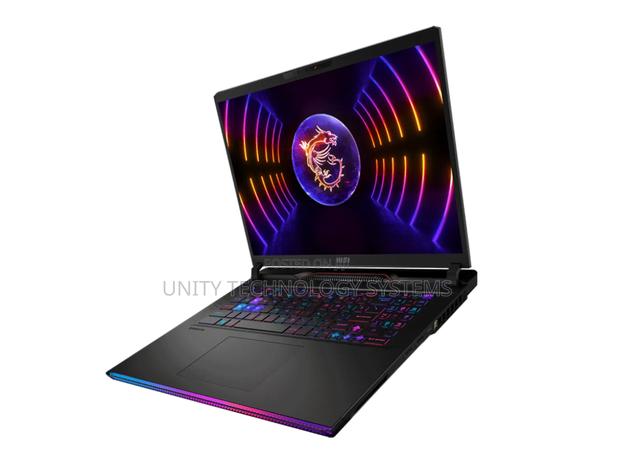 New Laptop MSI Raider GE78 32GB Intel Core I9 SSD 1T · Photo 3