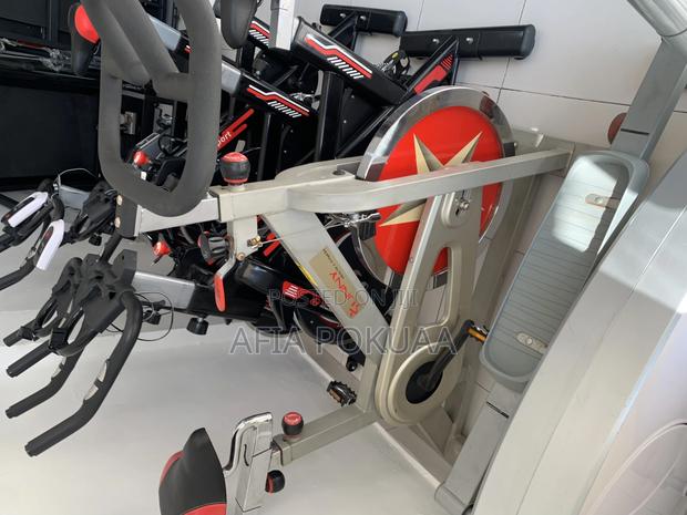 Commercial Spinning Bicycle 150kg · Photo 2