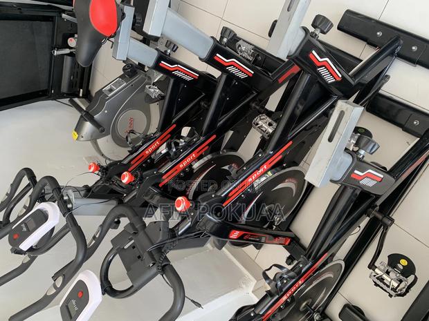 Spinning Bicycle 130kg · Photo 3