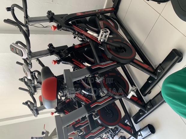 Spinning Bicycle 130kg · Photo 1