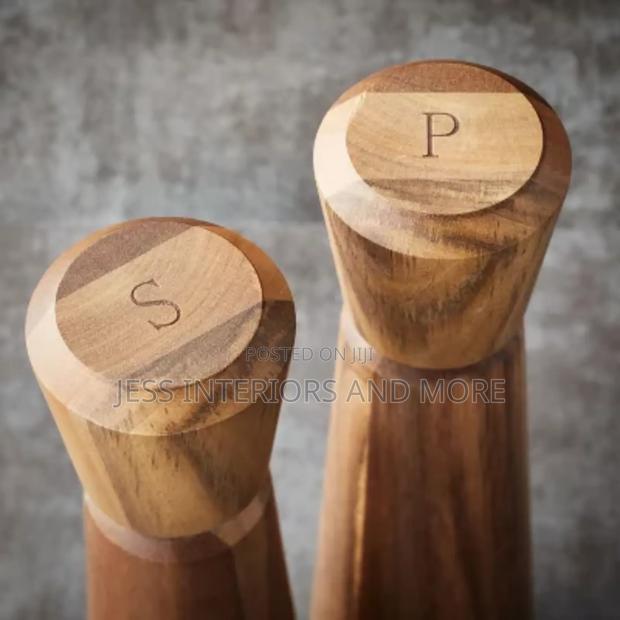 Member's Mark Acacia Salt and Pepper Mill Set · Photo 2