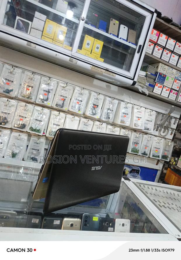 Laptop Asus A42JC 4GB Intel Core I3 HDD 500GB · Photo 1