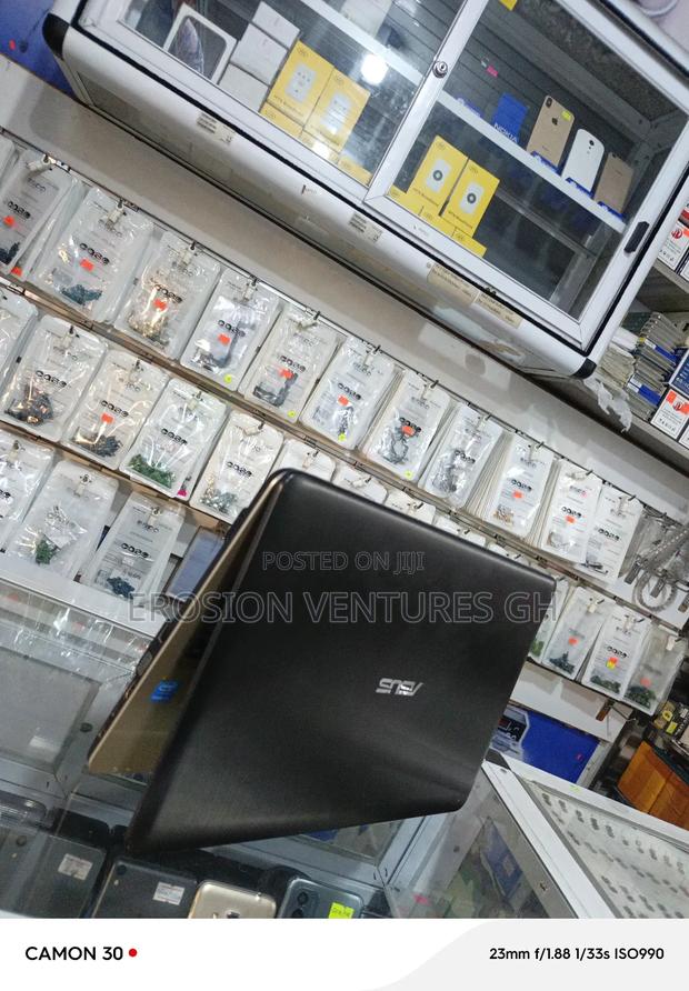 Laptop Asus A42JC 4GB Intel Core I3 HDD 500GB · Photo 2