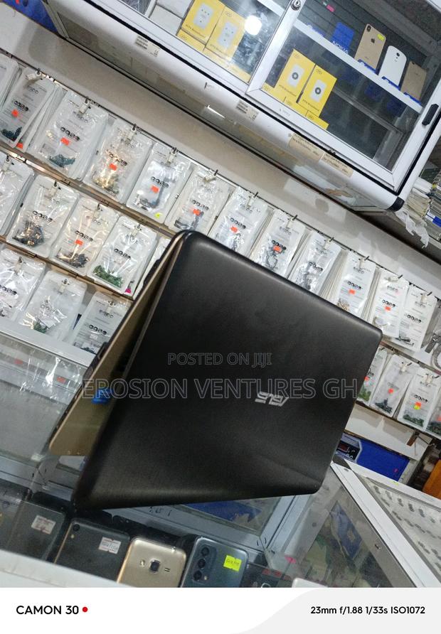 Laptop Asus A42JC 4GB Intel Core I3 HDD 500GB · Photo 7