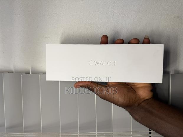Apple Watch Series 10 46mm GPS Cellular · Photo 3