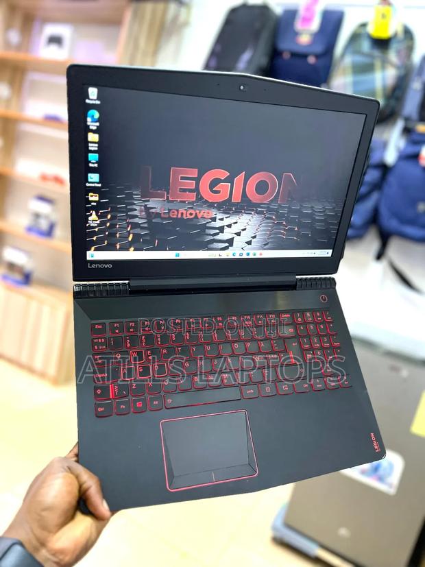 Laptop Lenovo Legion Y520 16GB Intel Core I5 SSD 512GB · Photo 2