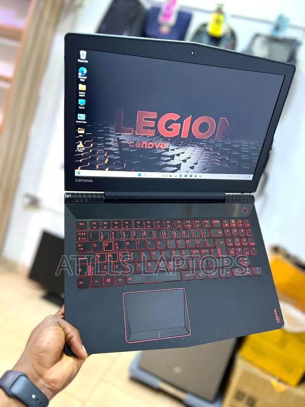 Laptop Lenovo Legion Y520 16GB Intel Core I5 SSD 512GB · Photo 3