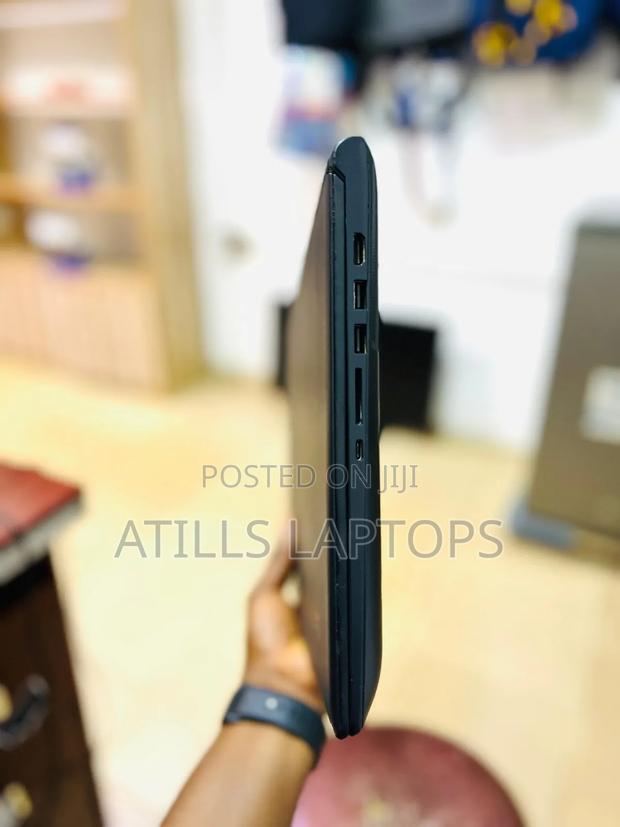 Laptop Lenovo Legion Y520 16GB Intel Core I5 SSD 512GB · Photo 1