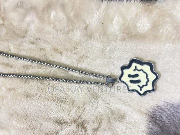 Smiling Face Necklace · Photo 1