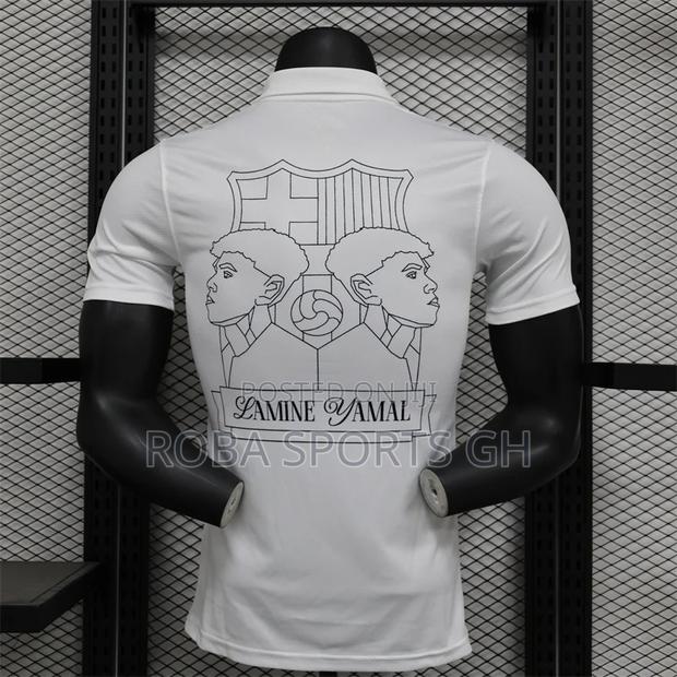 Barcelona Lamine Yamal 304 Special Edition Jersey · Photo 4