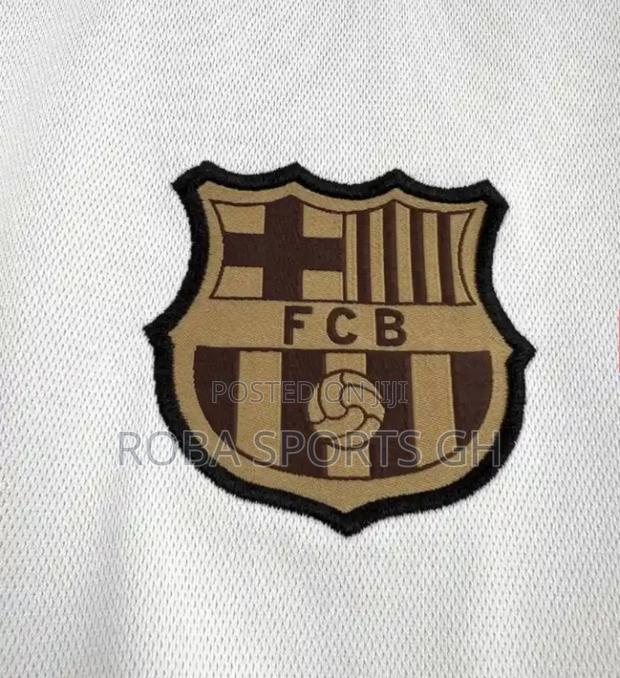 Barcelona Lamine Yamal 304 Special Edition Jersey · Photo 2