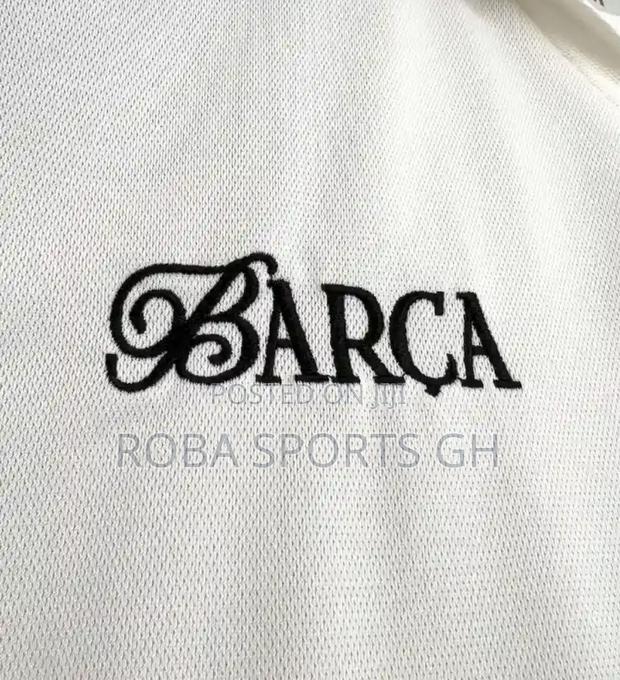 Barcelona Lamine Yamal 304 Special Edition Jersey · Photo 3