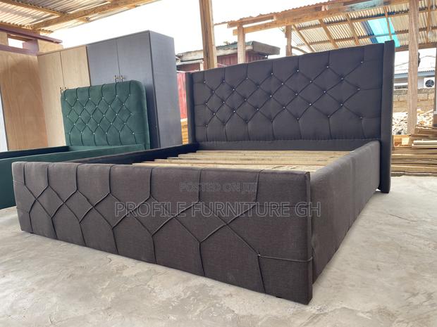 Coffee Brown 72x 75 Queen Size Bedframe// Durable And Luxurious · Photo 4