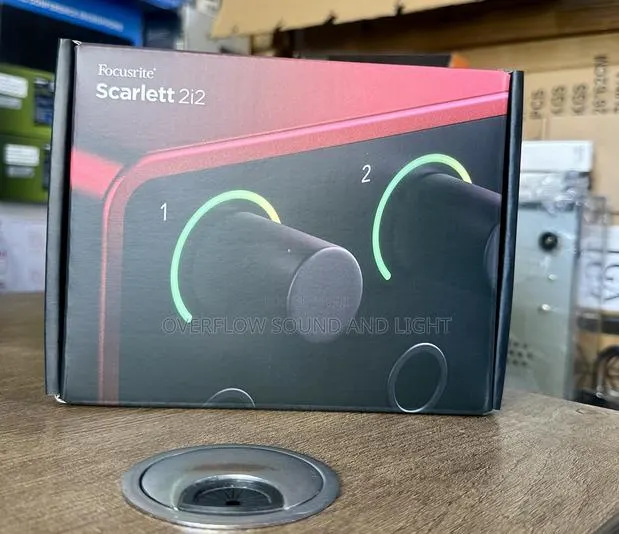Focusrite Scarlett 2i2 4th USB Audio Interface · Photo 1