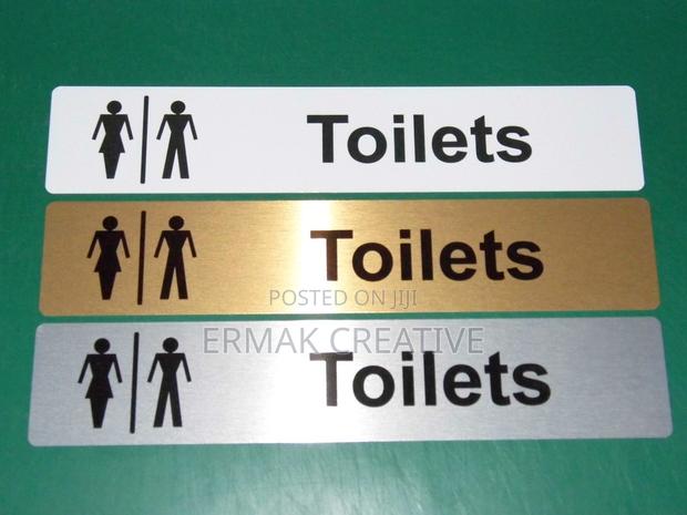 Door Label · Photo 1