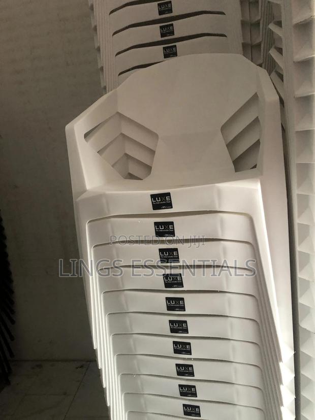 Diamond Chairs · Photo 1