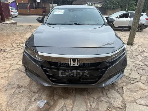 Honda Accord Sport 2.0T 2018 Gray · Photo 1